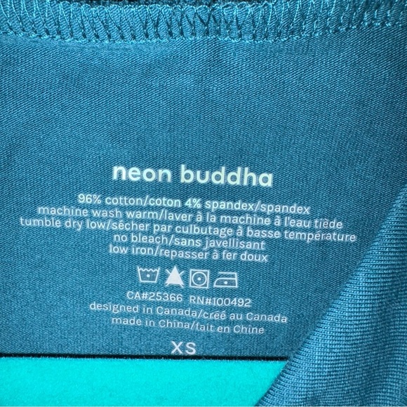 Neon Buddha Turquoise Asymmetrical Button Design Long Sleeve Tunic - Picture 4 of 6